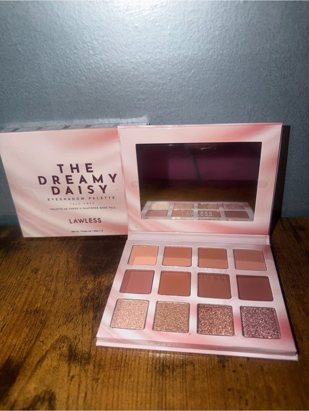 LAWLESS Dreamy Daisy Eyeshadow Palette-Pink, Rose, Brown & Shimmer-12 x 1.28g